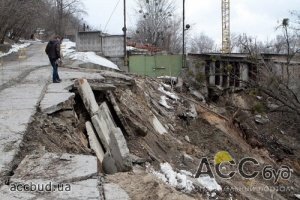 В столице хотят строить дом в оползнеопасной зоне