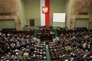 Сейм Польши беспокоится о росте популярности партии "Свобода"