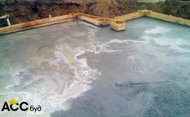 Плитный фундамент: Бетонная плита (Фото: БУДНИК ГРУПП)