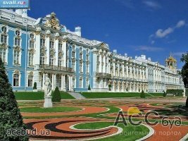 Екатерининский дворец: от летней резиденции до роскошного дворца