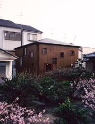 Дом из полок от студии Kazuya Morita Architecture Studio